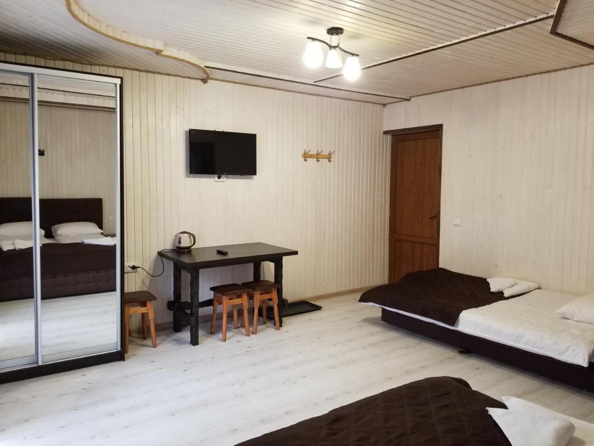 Guest House Mountain Bukovel Exterior foto