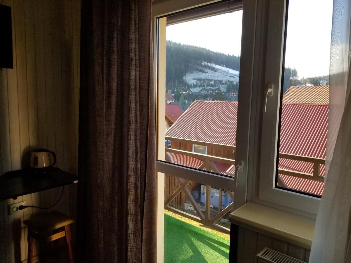 Guest House Mountain Bukovel Exterior foto