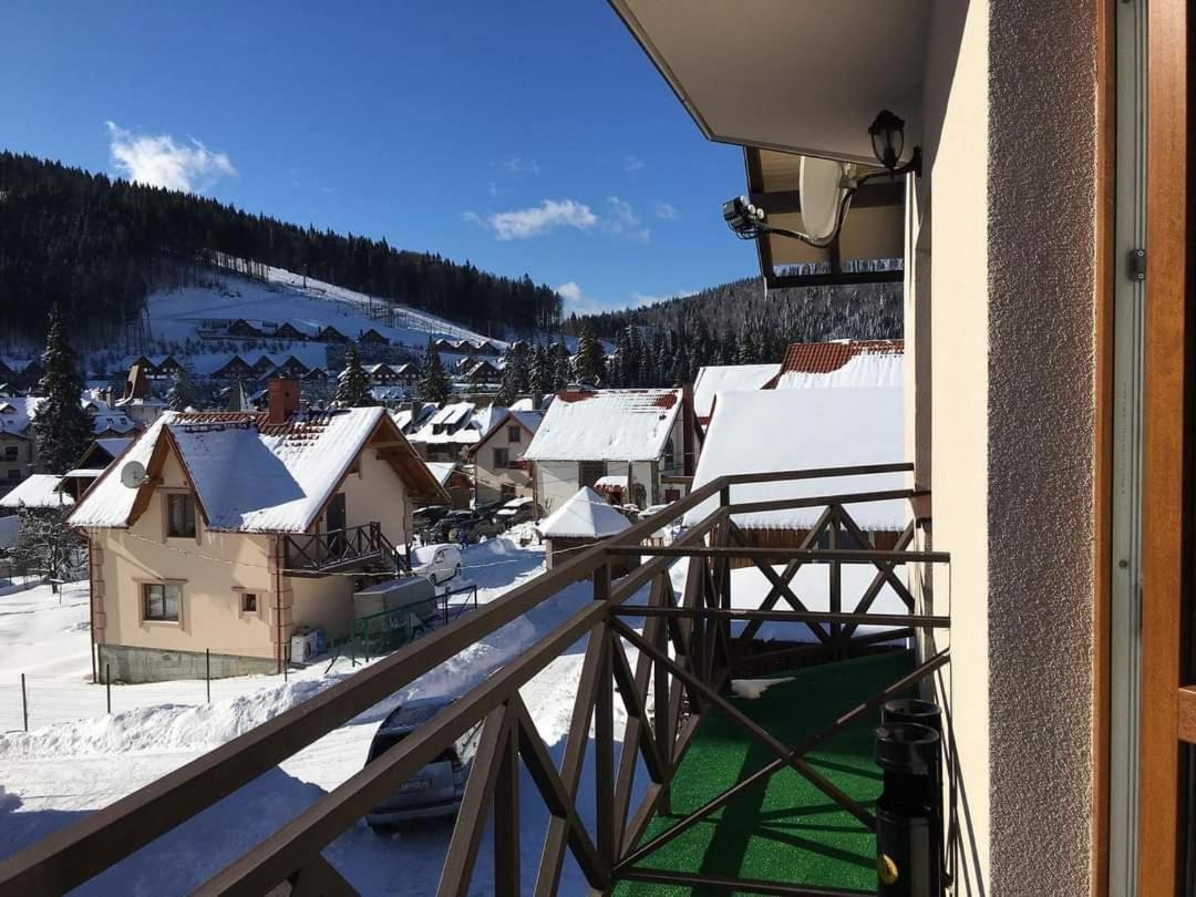 Guest House Mountain Bukovel Exterior foto