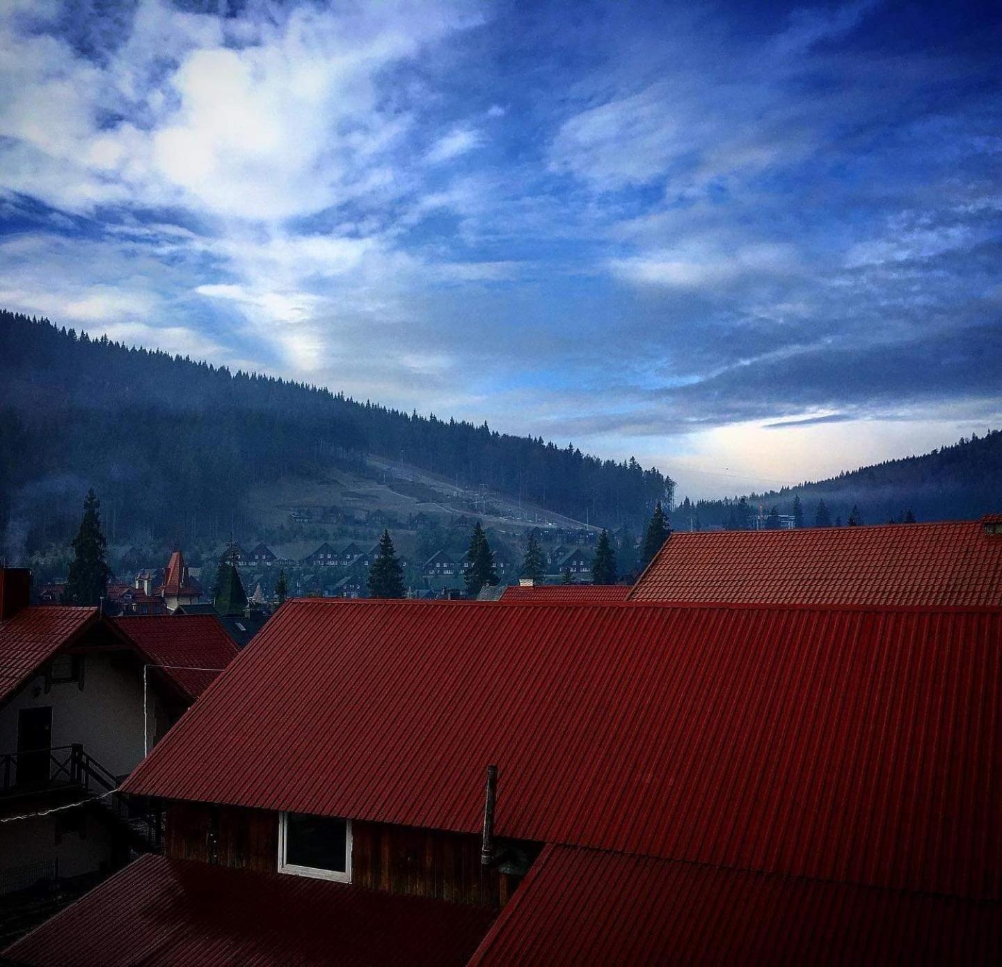 Guest House Mountain Bukovel Exterior foto